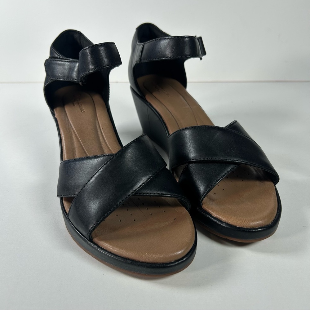 Clarks Womens Un Plaza Sandal Size 9 M Black Leather Wedge Ankle Strap Shoe